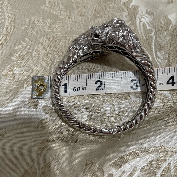 Sterling silver 925 Diamond accents Loins Heads bracelet Hefty in weight - Picture 9 of 11
